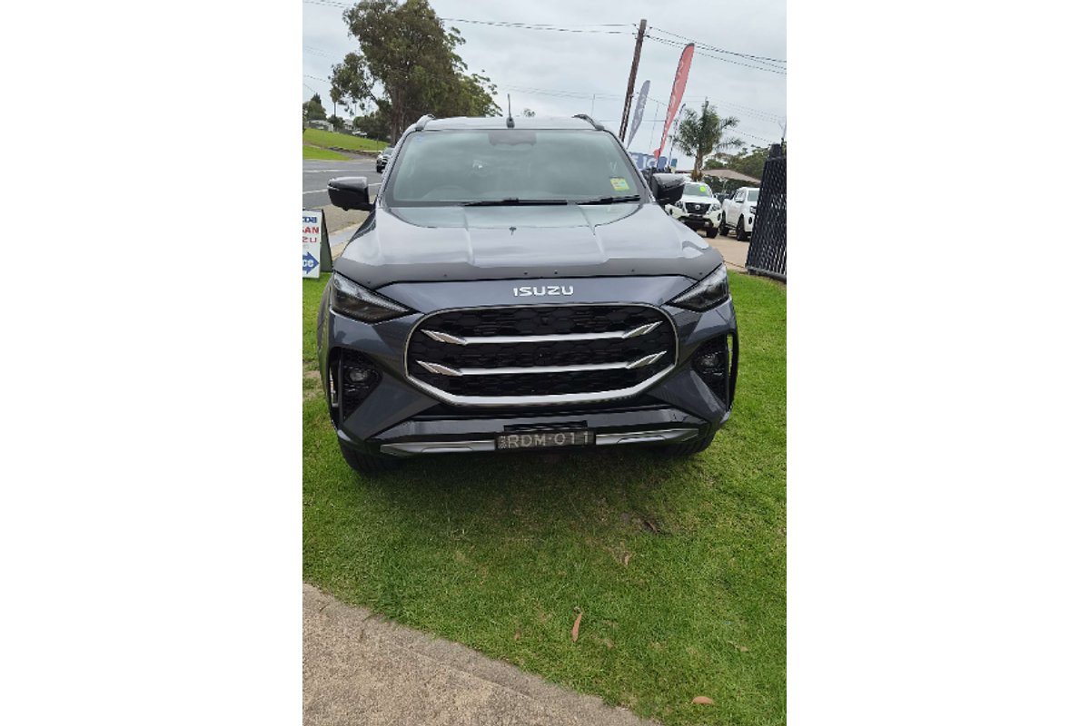 2025 Isuzu MU-X LS-T