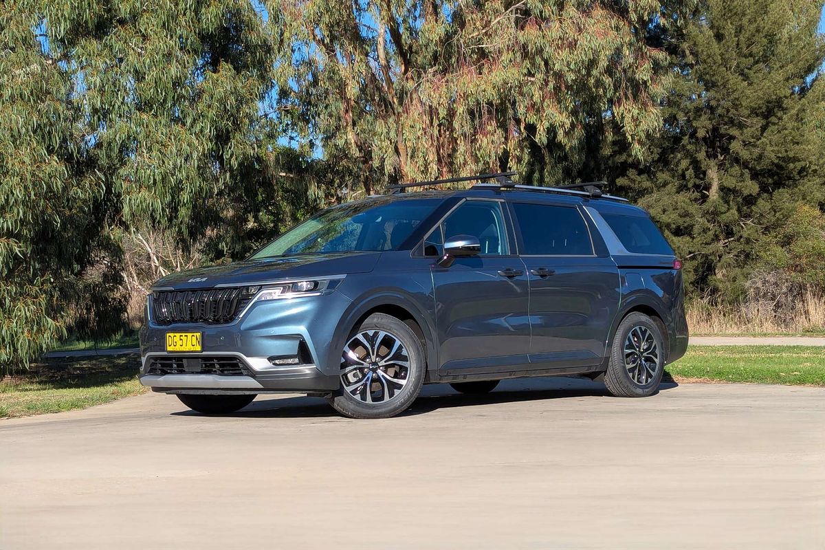 2023 Kia Carnival SLi KA4