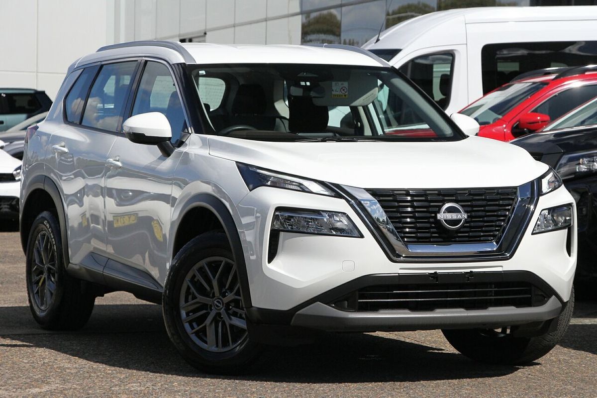 2025 Nissan X-TRAIL ST T33