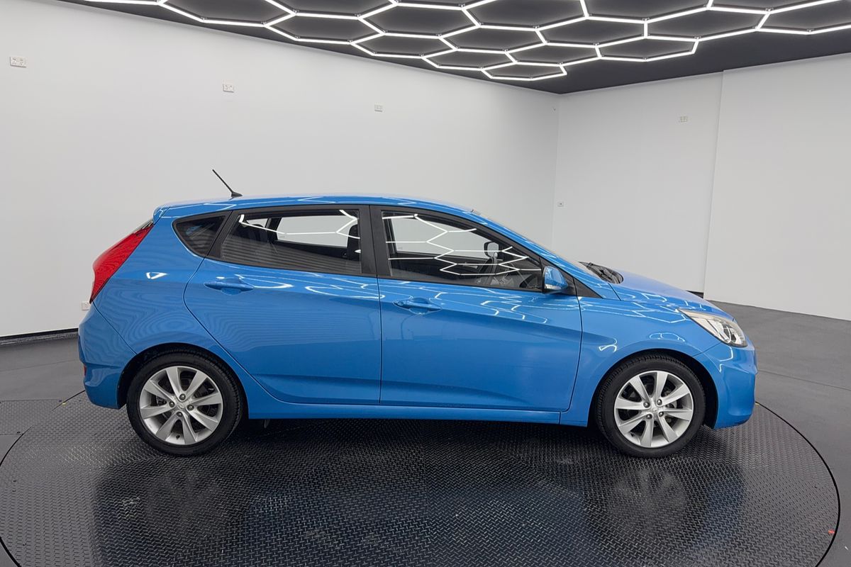 2017 Hyundai Accent Sport RB6