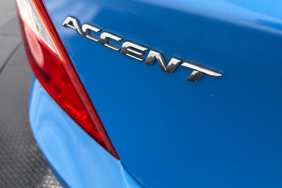 2017 Hyundai Accent Sport RB6