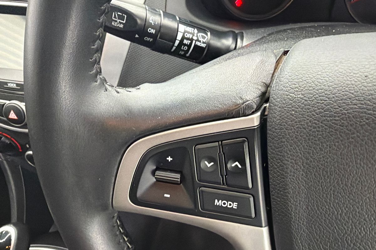 2017 Hyundai Accent Sport RB6