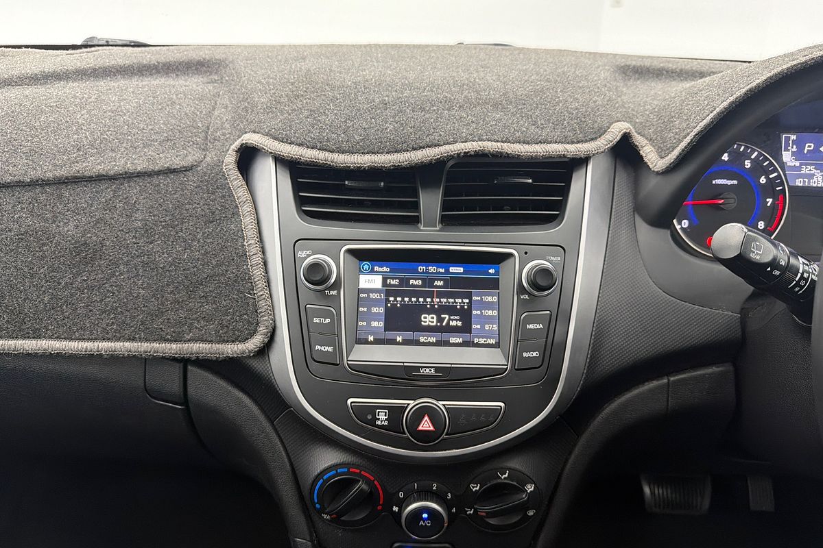 2017 Hyundai Accent Sport RB6