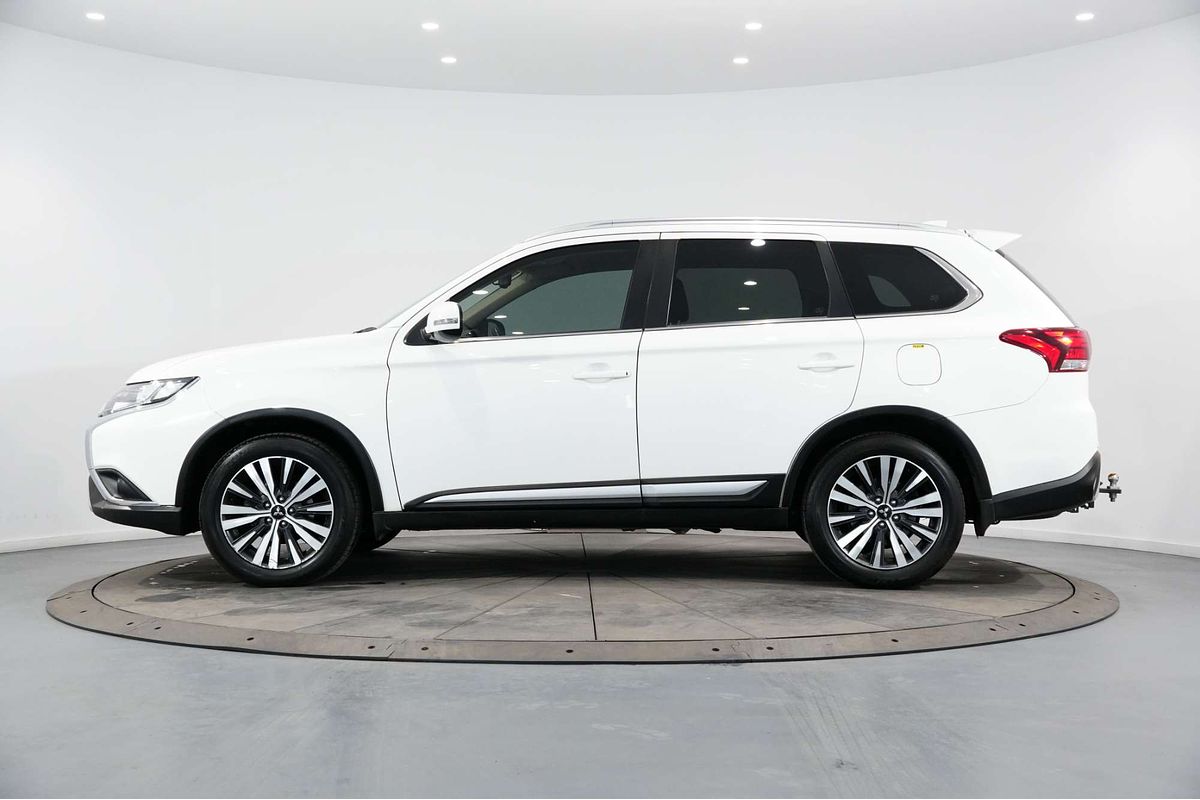 2020 Mitsubishi Outlander LS ZL