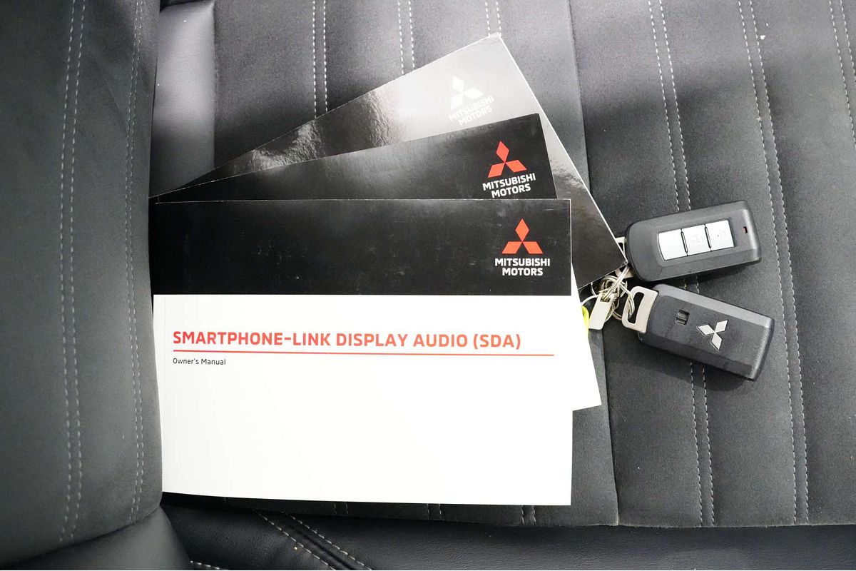 2020 Mitsubishi Outlander LS ZL