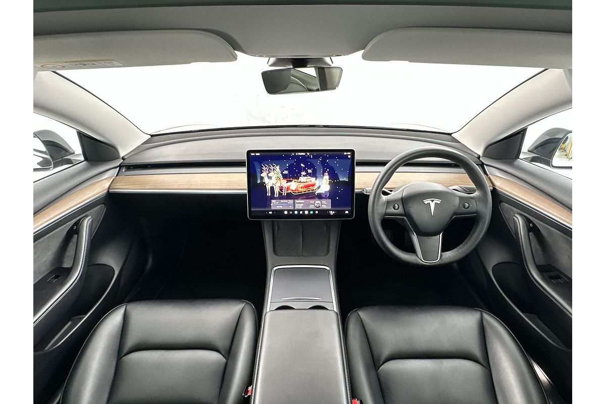 2022 Tesla Model 3 Rear-Wheel Drive