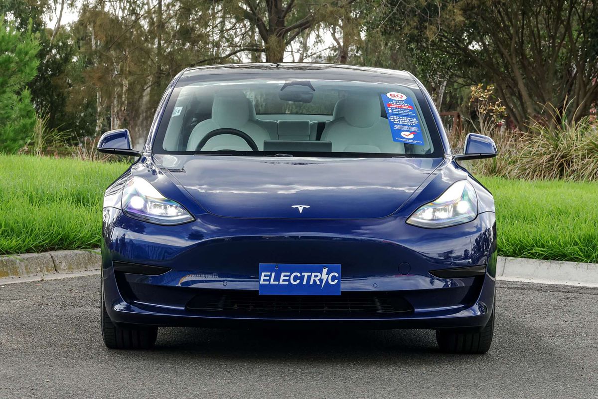 2023 Tesla Model 3 Rear-Wheel Drive