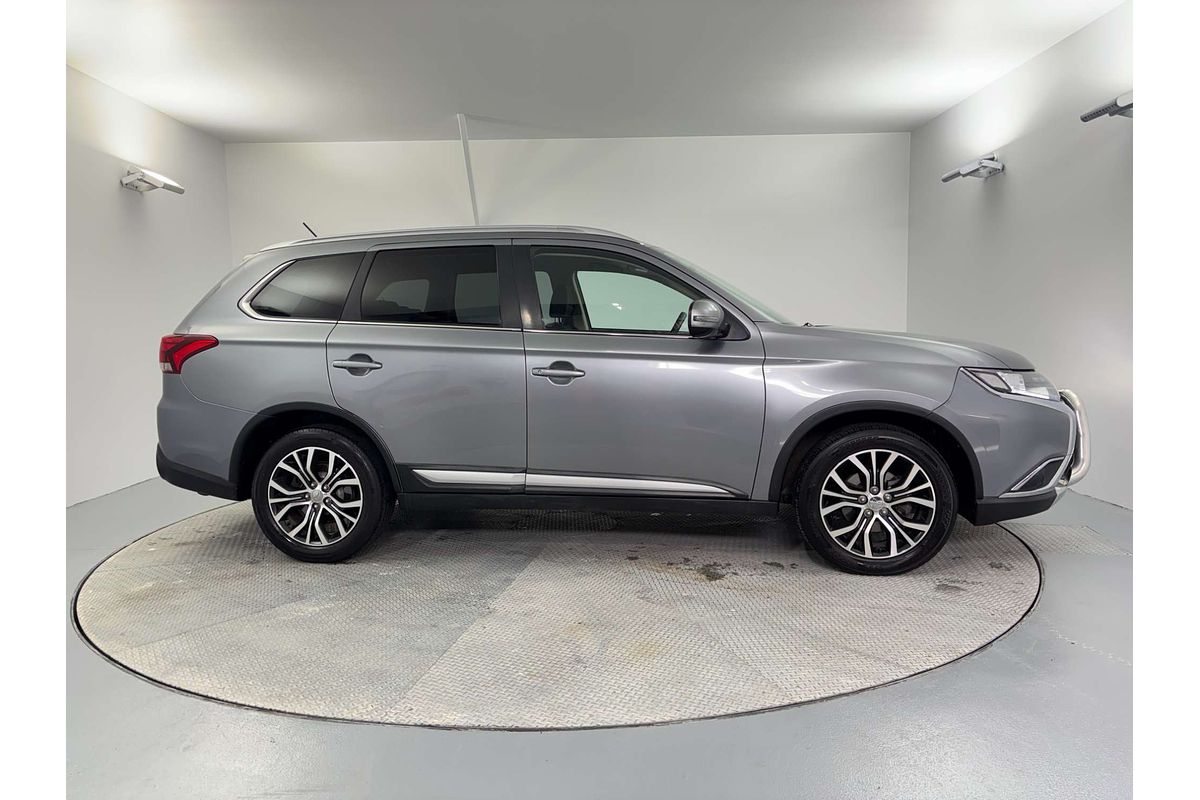 2016 Mitsubishi Outlander LS ZK