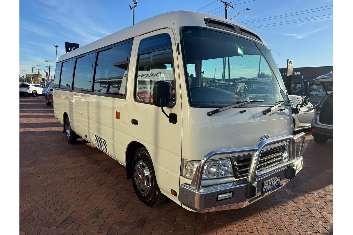 2014 Toyota Coaster Deluxe XZB50R