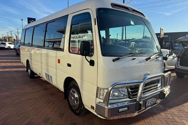 2014 Toyota Coaster Deluxe XZB50R