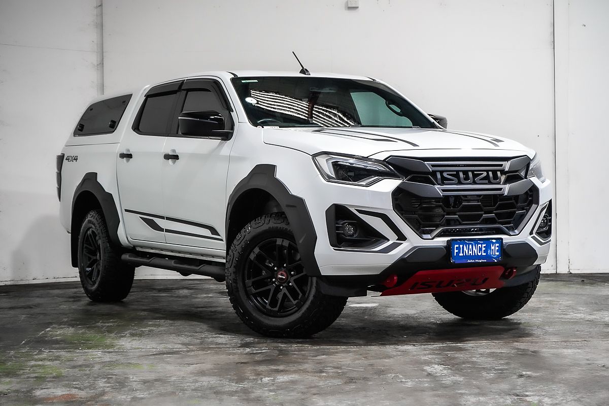 2025 Isuzu D-MAX BLADE 4X4