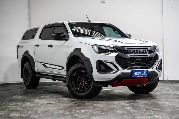 2025 Isuzu D-MAX BLADE 4X4