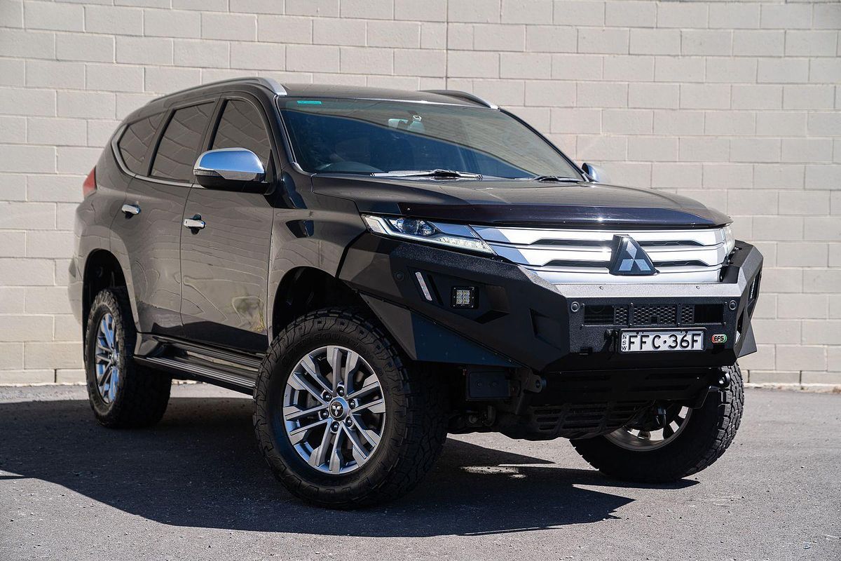 2023 Mitsubishi Pajero Sport GLX QF