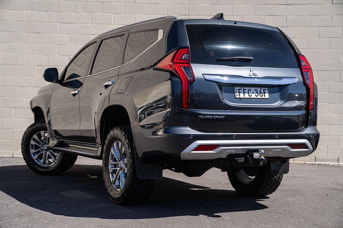2023 Mitsubishi Pajero Sport GLX QF