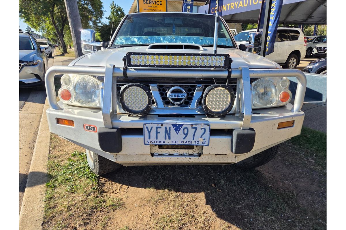 2010 Nissan Navara ST-R D22 4X4