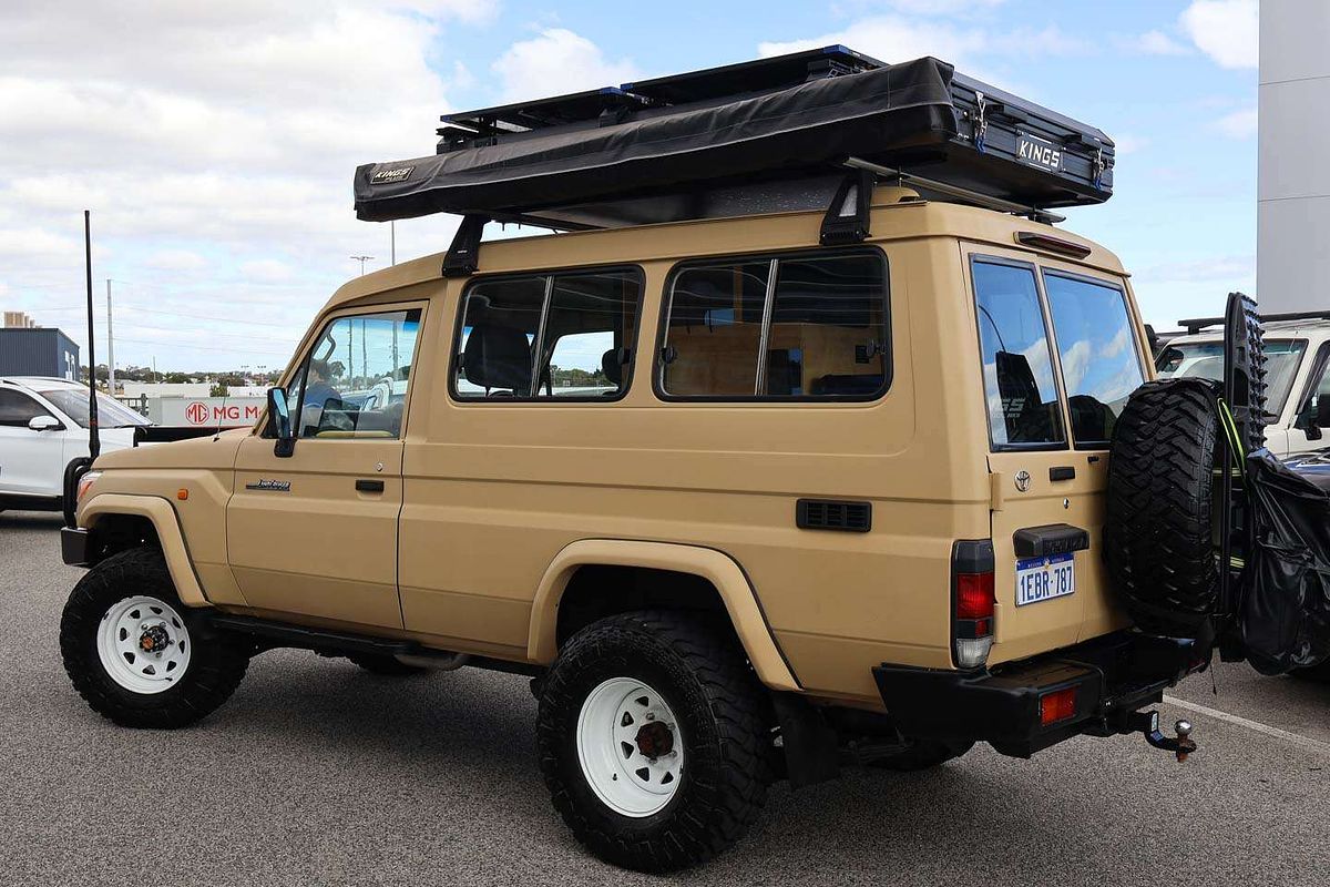 2012 Toyota Landcruiser Workmate Troopcarrier VDJ78R