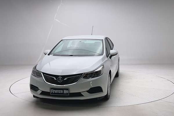 2017 Holden Astra LS BL thumb-2
