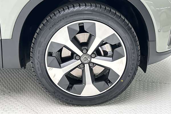 2022 Volvo XC40 Ultimate B4 Bright thumb-9