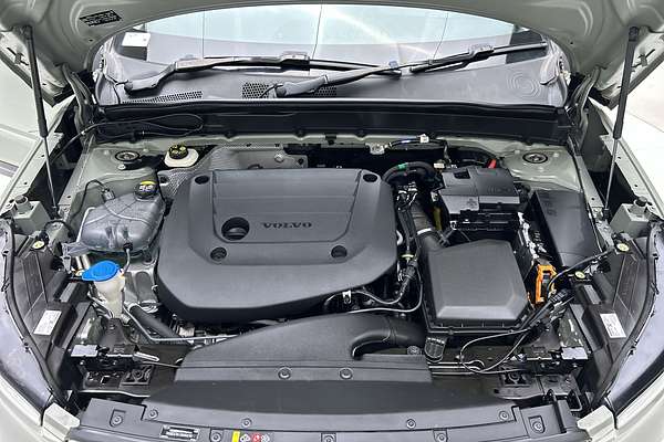 2022 Volvo XC40 Ultimate B4 Bright thumb-10