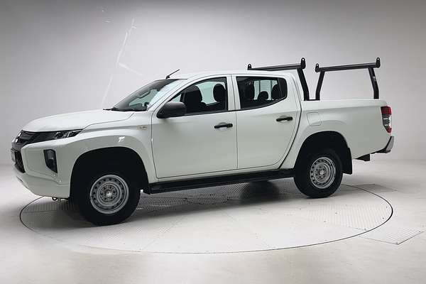 2023 Mitsubishi Triton GLX MR Rear Wheel Drive thumb-3