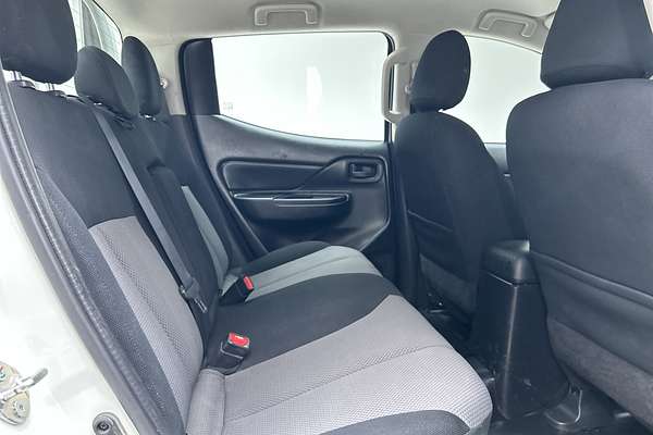 2023 Mitsubishi Triton GLX MR Rear Wheel Drive thumb-11