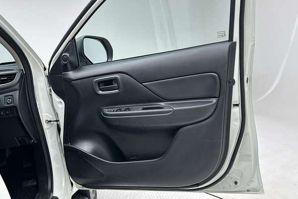 2023 Mitsubishi Triton GLX MR Rear Wheel Drive thumb-18
