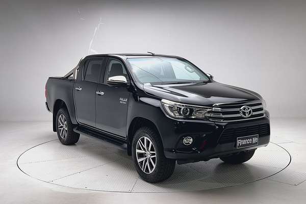 2018 Toyota Hilux SR5 GUN126R 4X4 thumb-1
