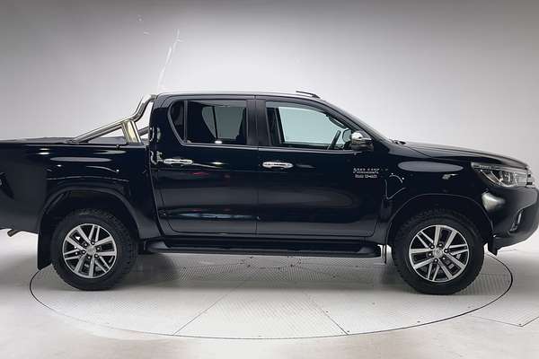 2018 Toyota Hilux SR5 GUN126R 4X4 thumb-8