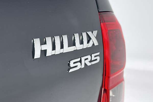 2018 Toyota Hilux SR5 GUN126R 4X4 thumb-21