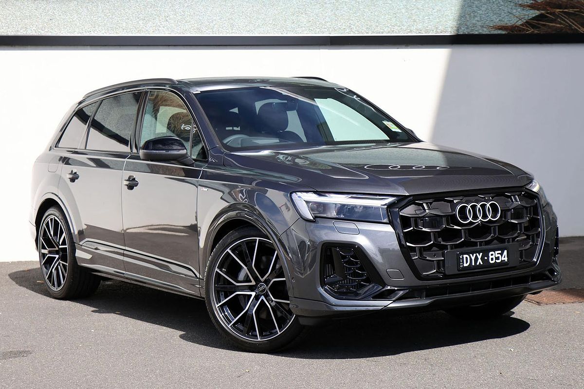 2025 Audi Q7 TFSI 250kW S line 4M