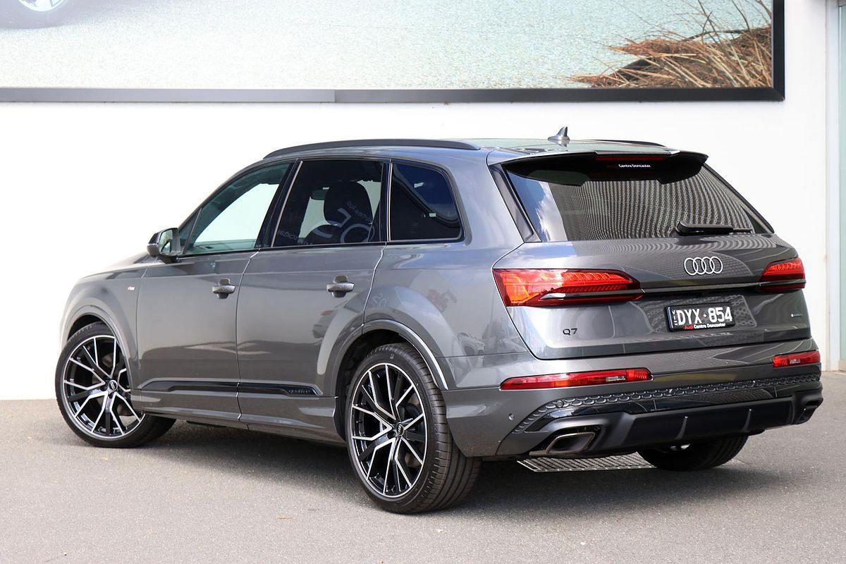 2025 Audi Q7 TFSI 250kW S line 4M
