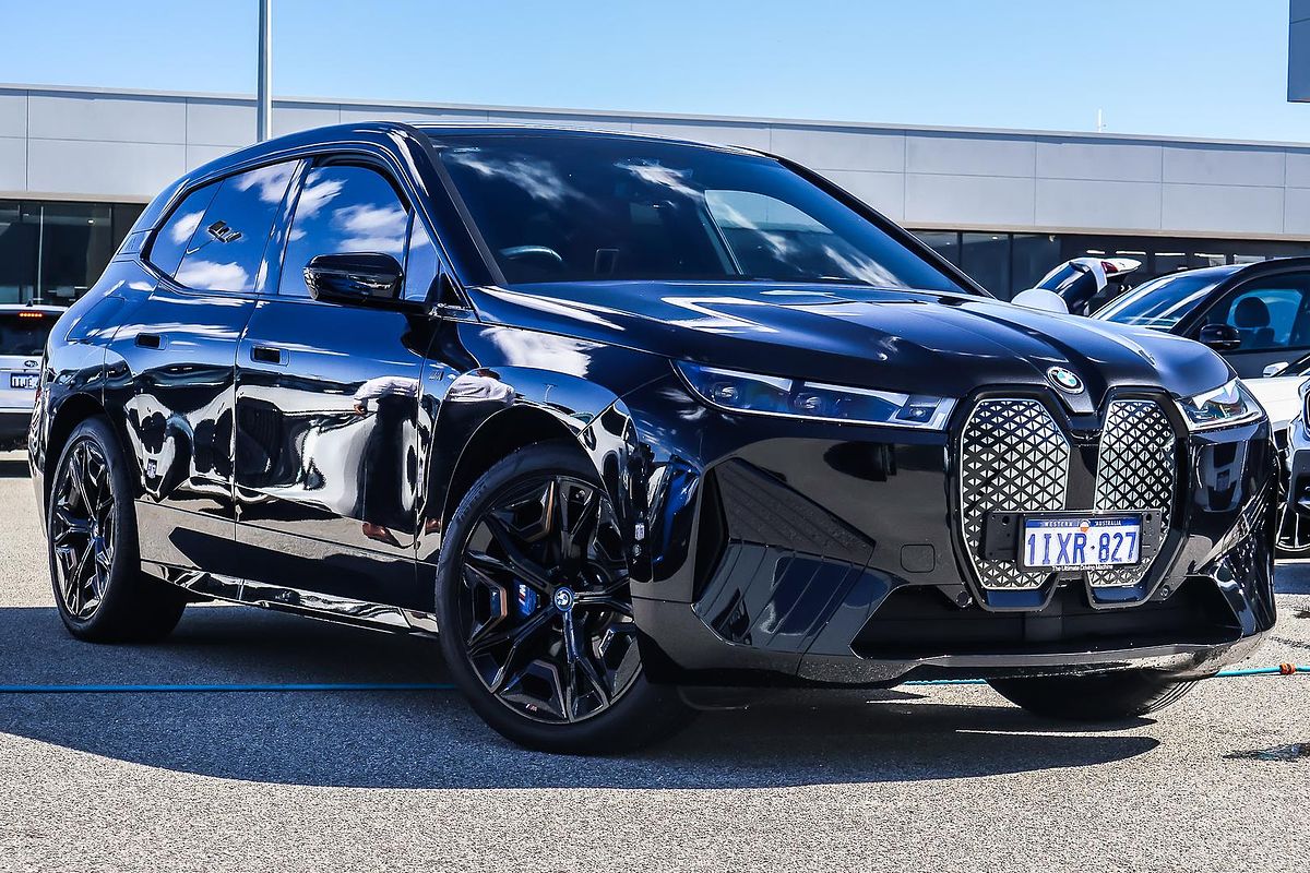 2023 BMW iX M60 I20