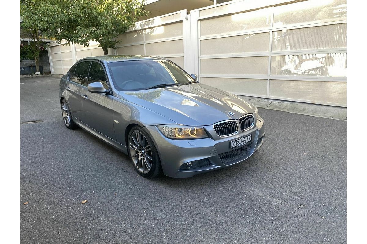 2011 BMW 3 Series 320d Lifestyle E90