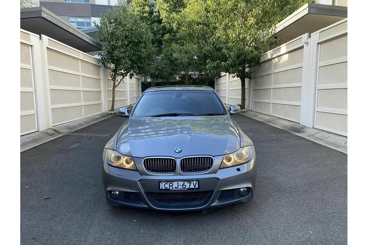 2011 BMW 3 Series 320d Lifestyle E90