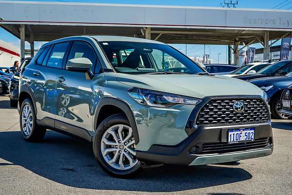 2024 Toyota Corolla Cross GX MXGH10R