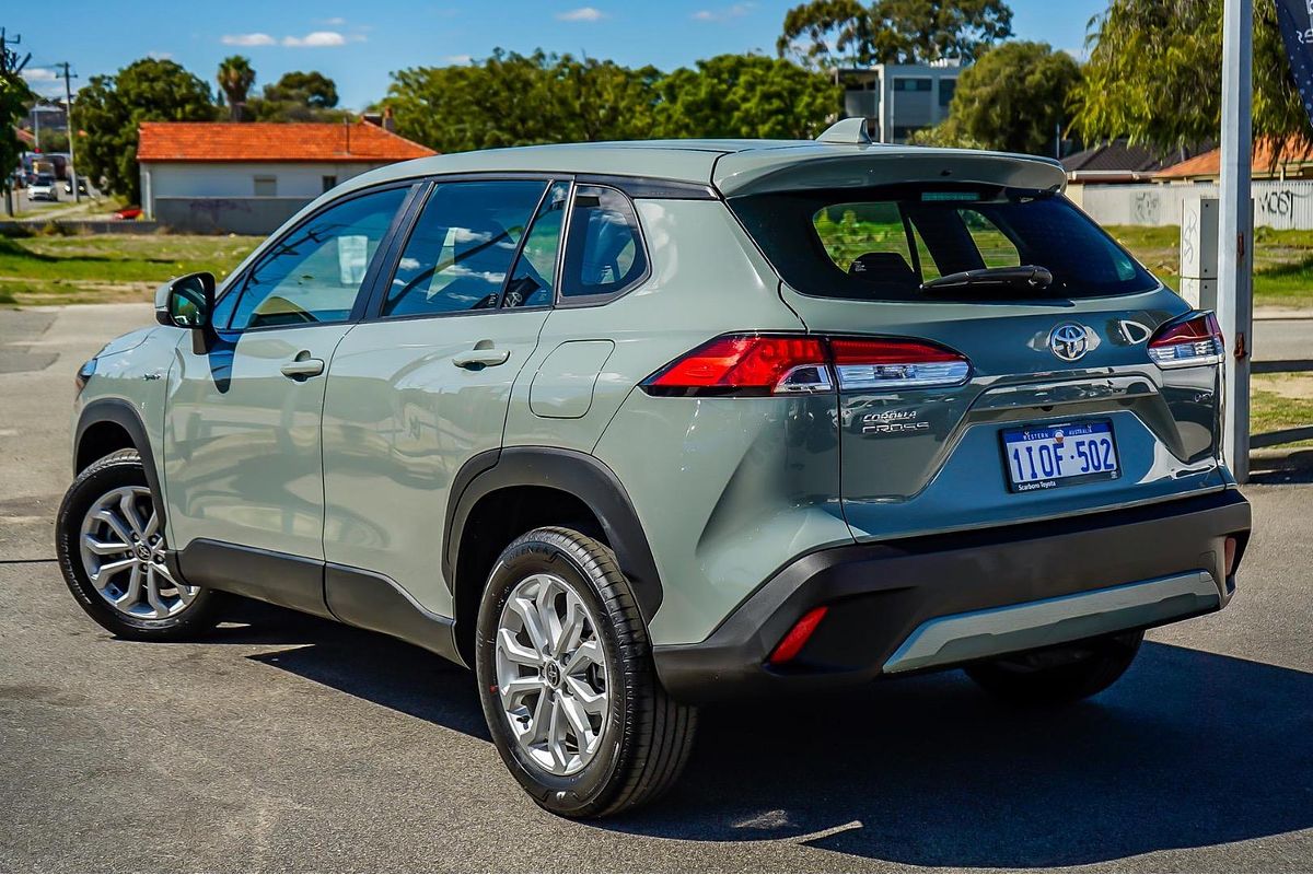 2024 Toyota Corolla Cross GX MXGH10R