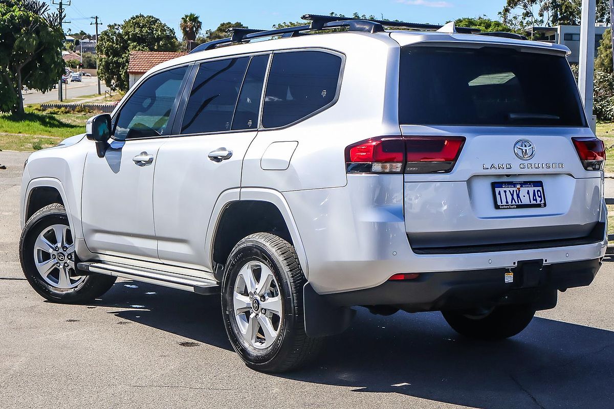 2024 Toyota Landcruiser GXL FJA300R