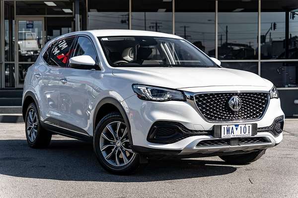 2022 MG HS Core SAS23