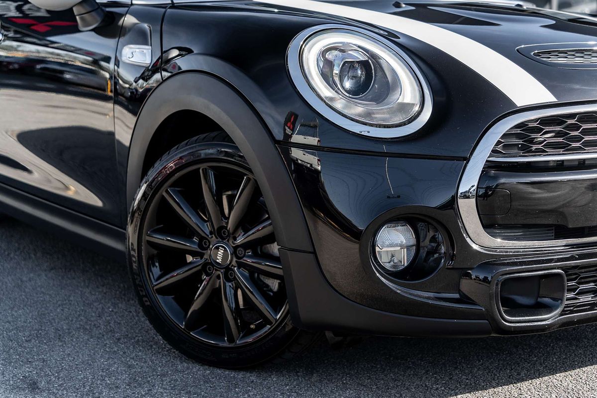 2017 MINI Hatch Cooper S F56