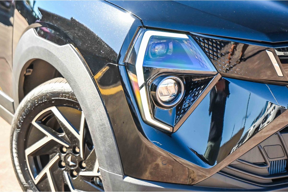 2025 Mahindra XUV3XO AX7L