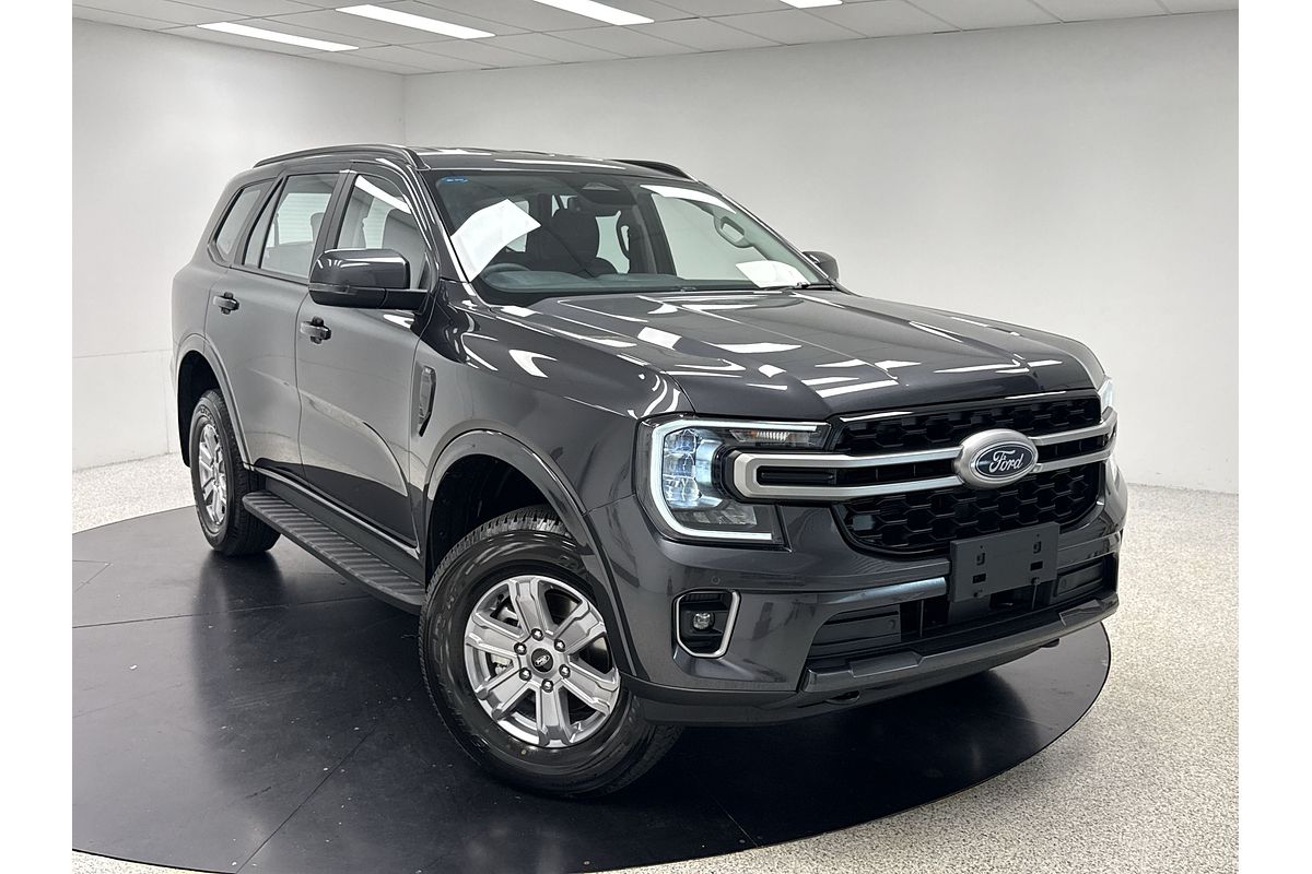 2025 Ford Everest Ambiente 2.0L