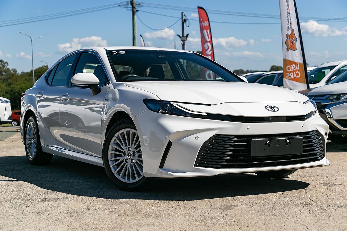 2025 Toyota Camry Ascent AXVH80R