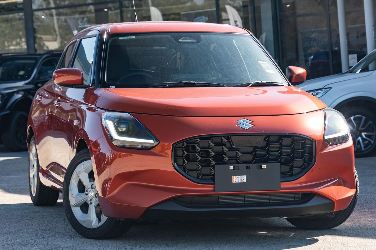 2025 Suzuki Swift Hybrid Plus UZ