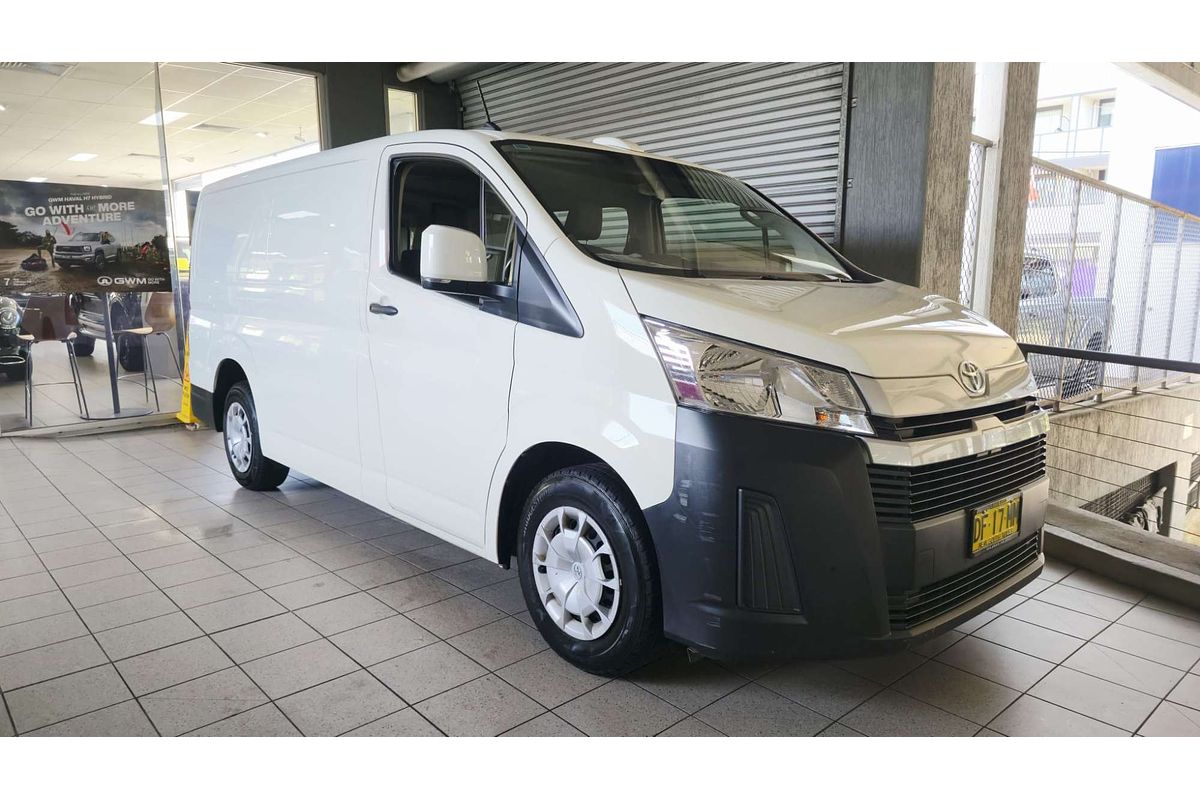 HIACE GDH300R LWB 2.8L DT4 TURBO CDI 6 SP AUTO SEQUENTIAL 5D VAN 
