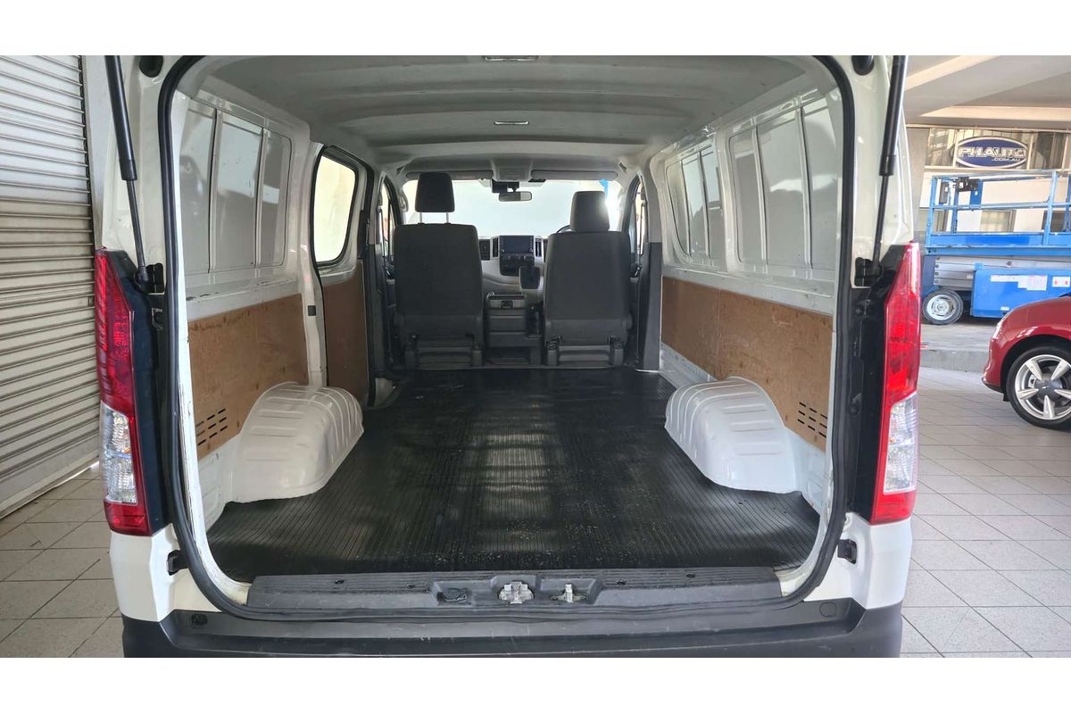 HIACE GDH300R LWB 2.8L DT4 TURBO CDI 6 SP AUTO SEQUENTIAL 5D VAN 