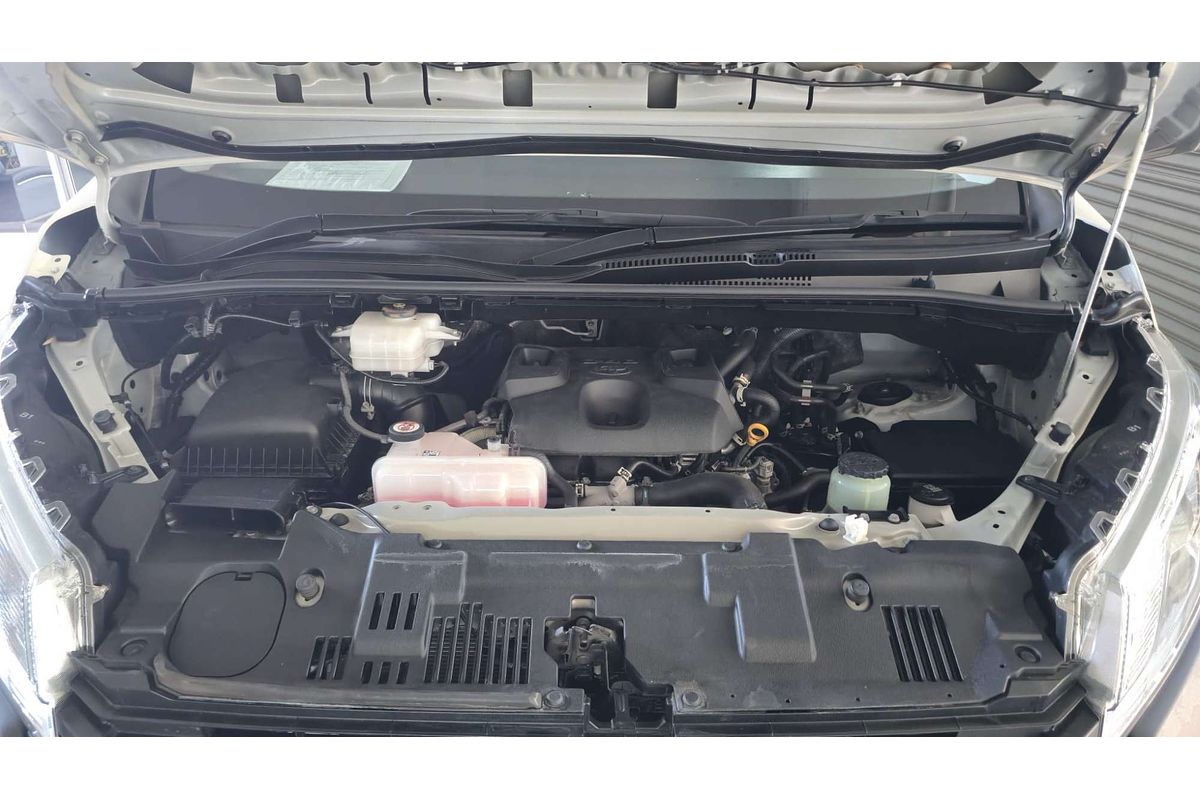 HIACE GDH300R LWB 2.8L DT4 TURBO CDI 6 SP AUTO SEQUENTIAL 5D VAN 