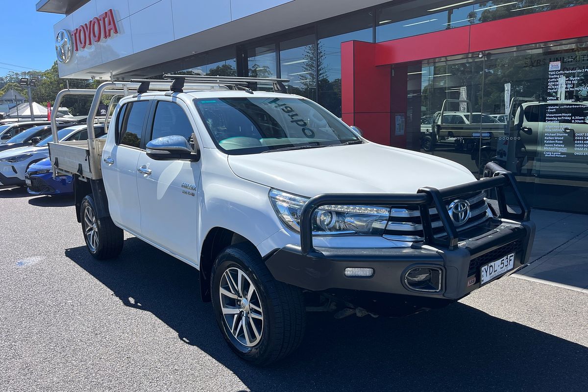 2015 Toyota Hilux SR5 (4x4) GUN126R 4X4