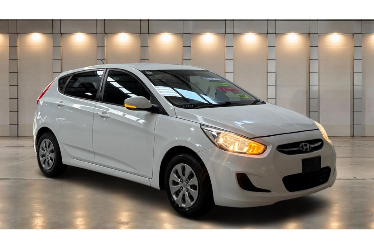 2016 Hyundai Accent Active RB4