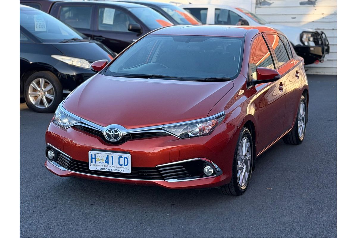 2017 Toyota Corolla Ascent Sport ZRE182R