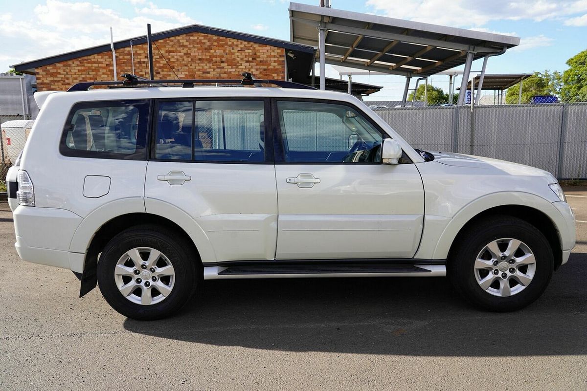 2021 Mitsubishi Pajero GLX NX